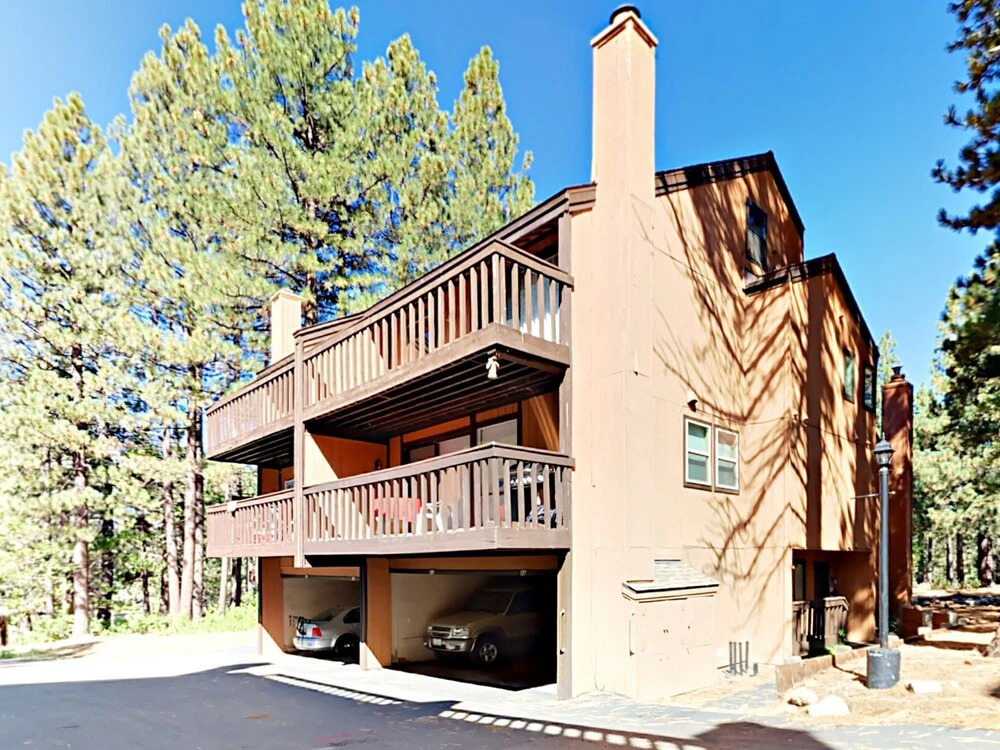 1439 Ski Run Blvd Townhouse E3 2 Bedrooms 2 Bathrooms Townhouse