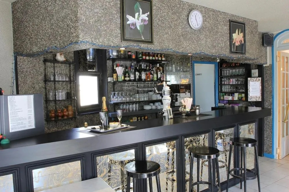 Cleotel