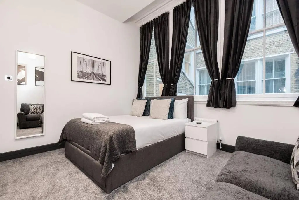 Beautiful Spacious Apartment in the City Centre