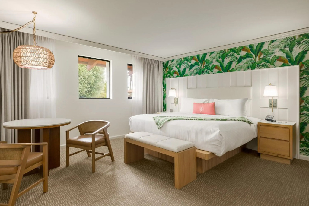Tommy Bahama Miramonte Resort & Spa