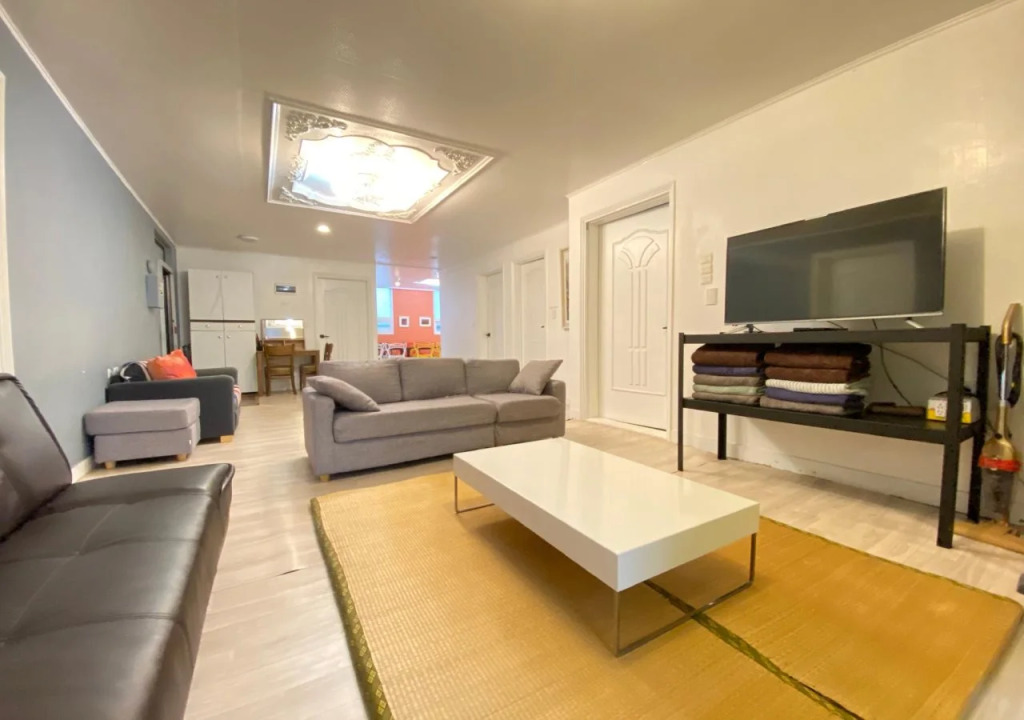 Kangs Apartments in Central Seoul