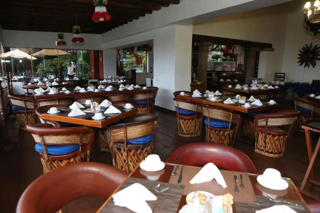 Villa San Jose Hotel & Suites