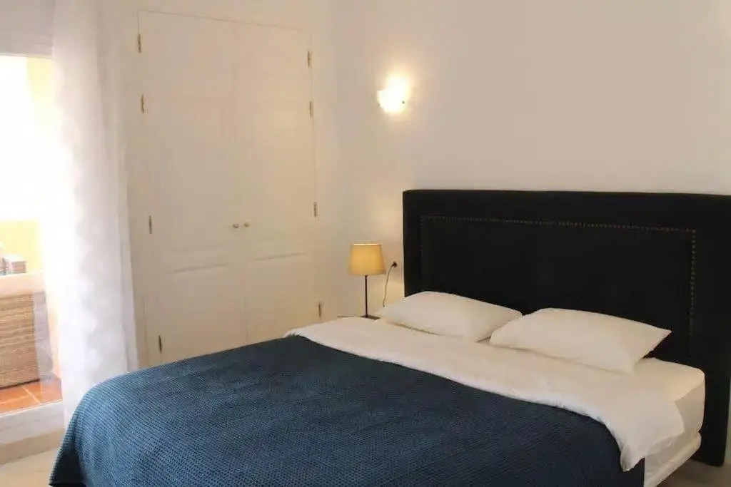 REF 12 Luxury Aparment with views