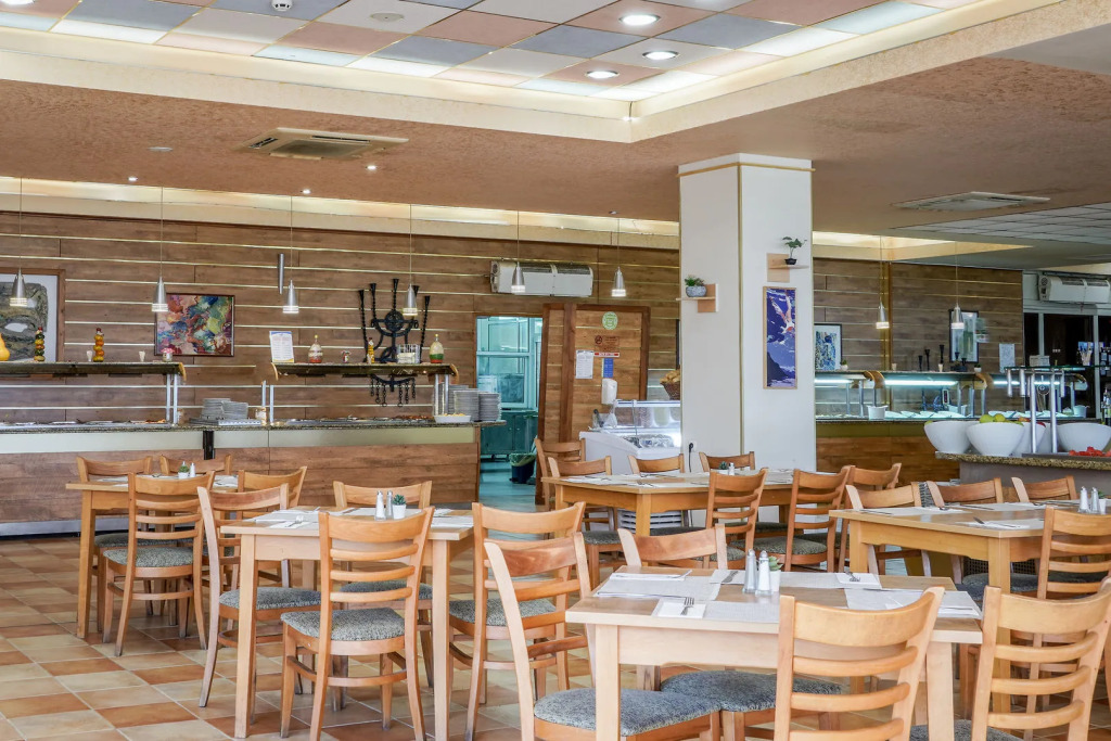 Hotel Sandy Beach