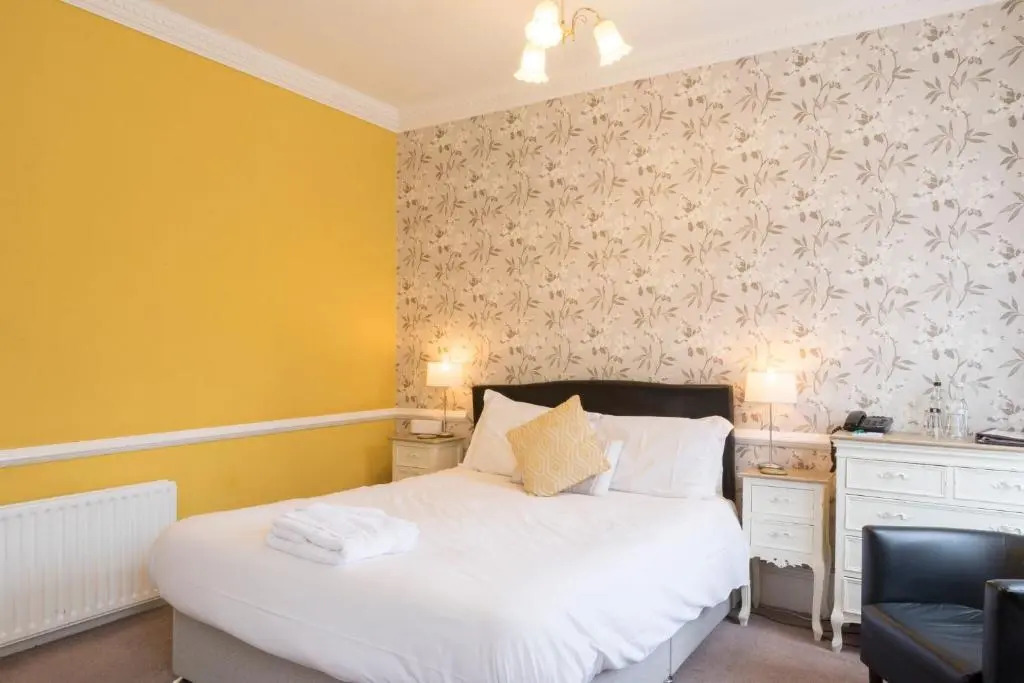 Woodlands Lodge Hotel