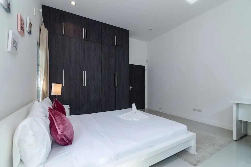 Private 3 Bedroom Pool Villa L26