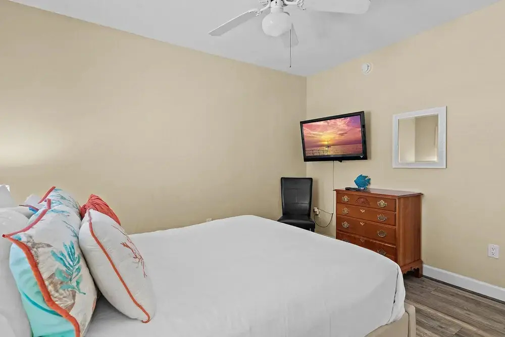 Pavilion Palms 105c- The Emerald Jewel