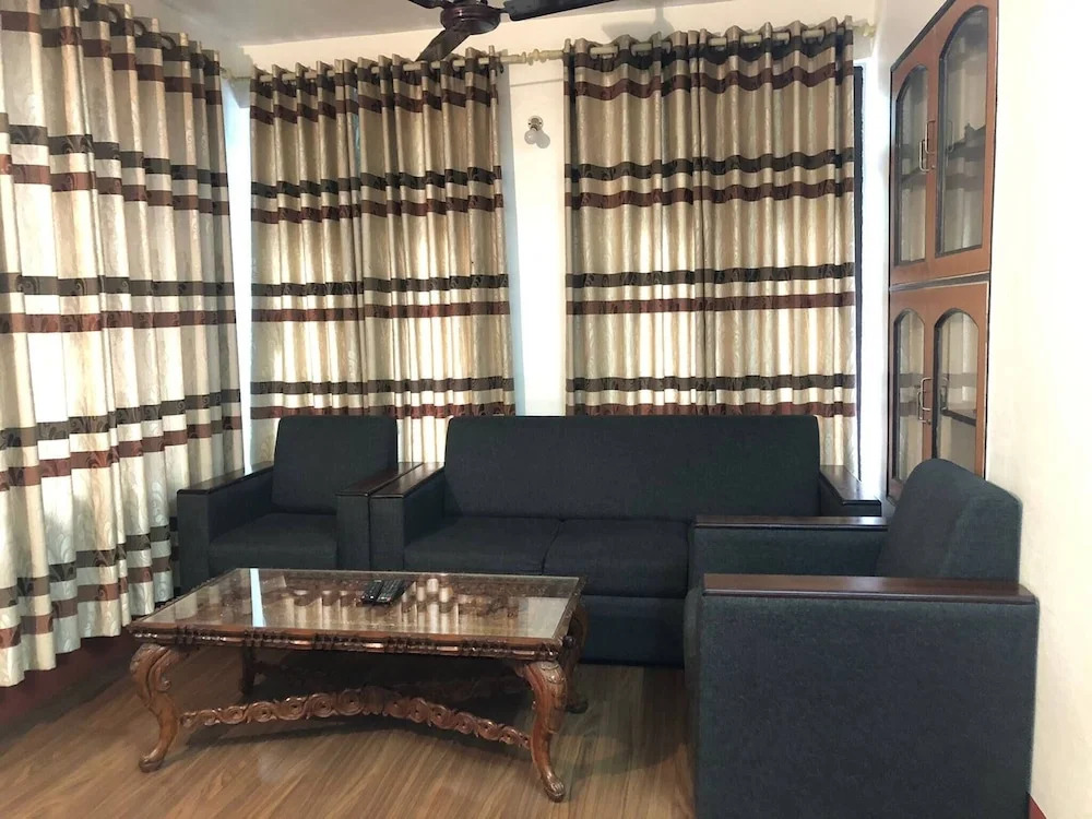 First Apartment 1bhk Thamel 5 min Walk 1st Floor