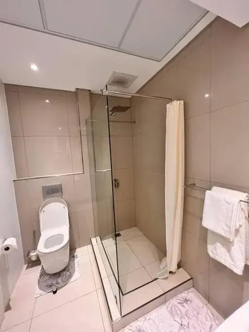 iTowers luxurious 1-Bedroom apartment- 15th Floor