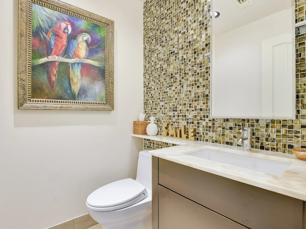The Arrive Harmony On Lake Austin 5 Bedroom Estate
