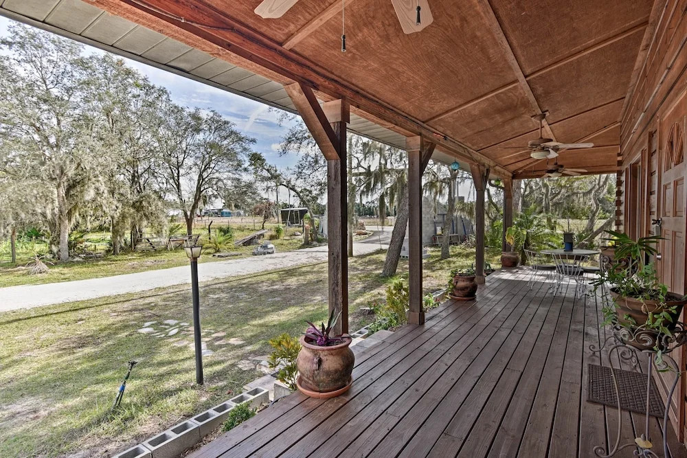 40-acre Farm w/ Animals & Fishing in Sebring!