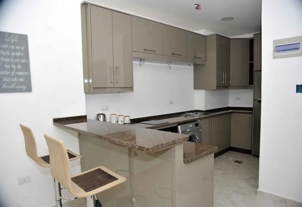 Amazing one Bedroom Apartment in Amman, Elwebdah 4