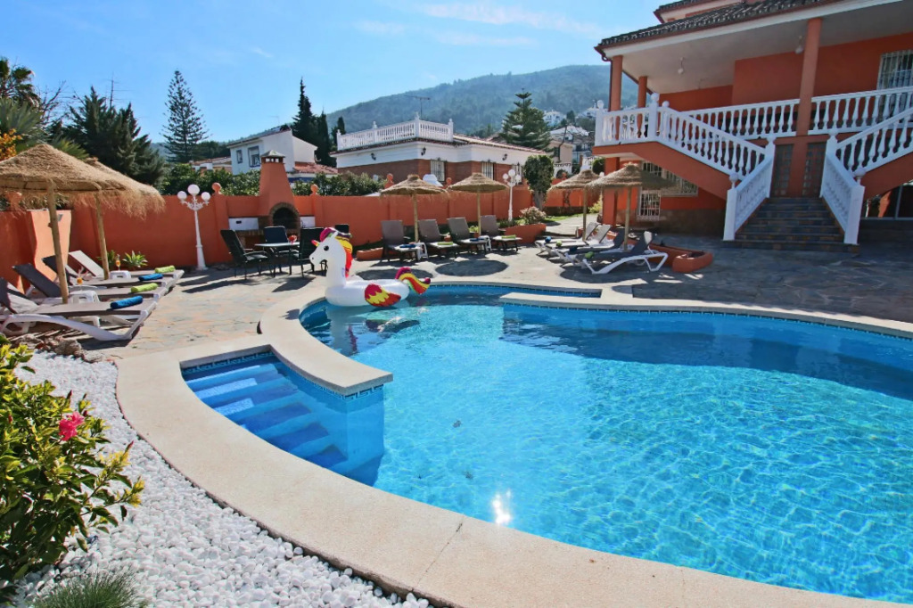 TESS Villa Paradise