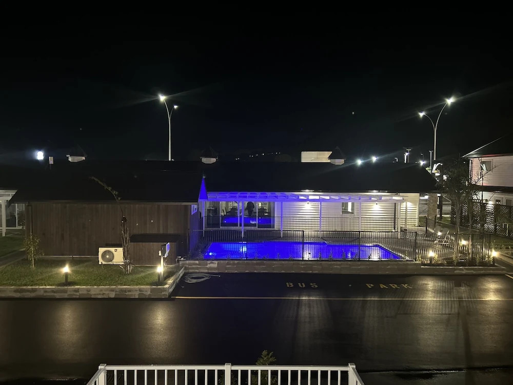 Newina Rotorua