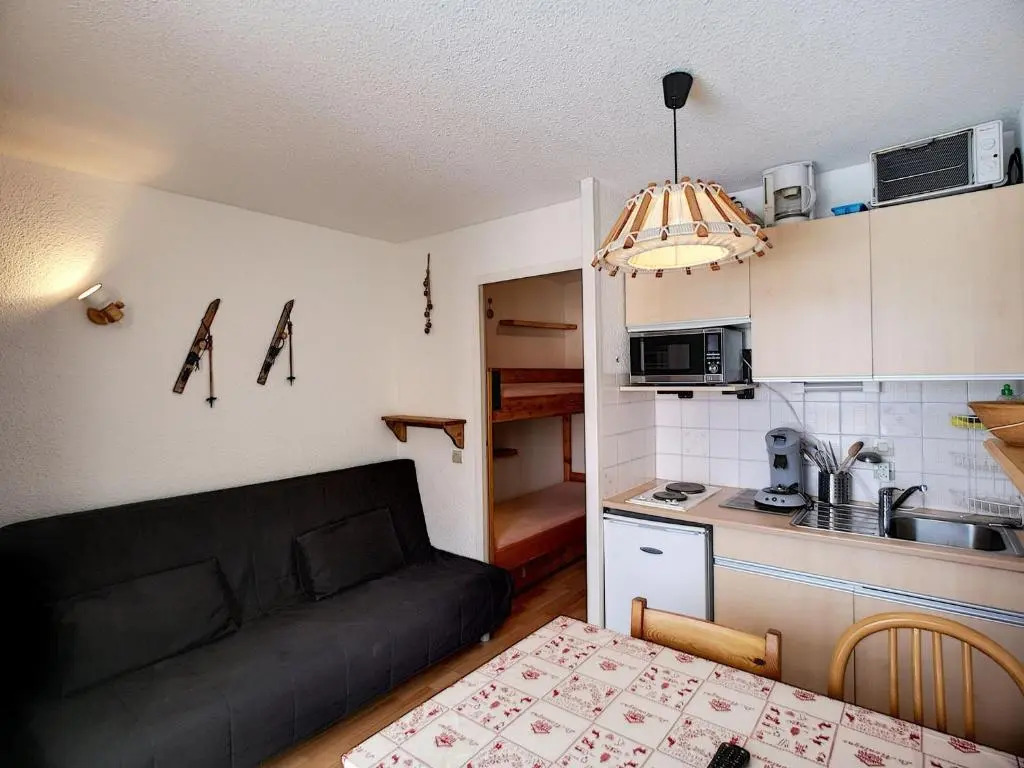 Appartement Les Menuires, 1 pièce, 3 personnes - FR-1-178-305