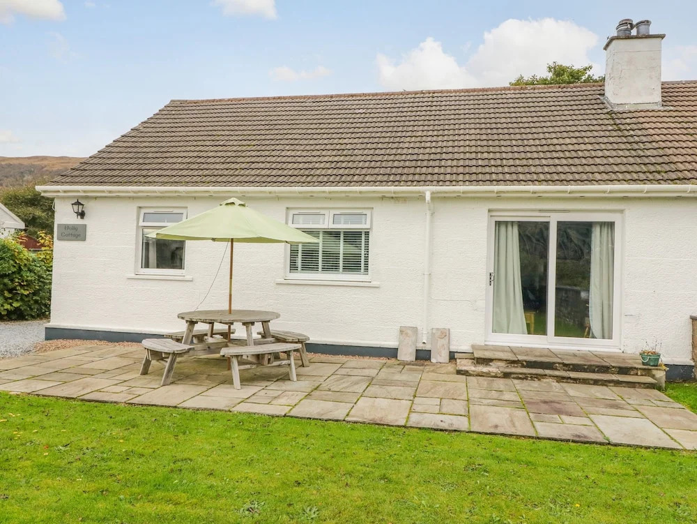Holly Cottage