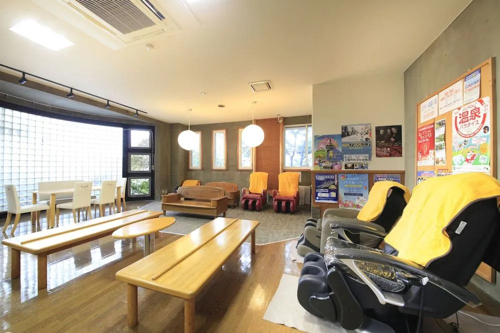 Poka Poka Onsen Hotel