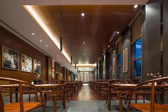 Confucius Inn