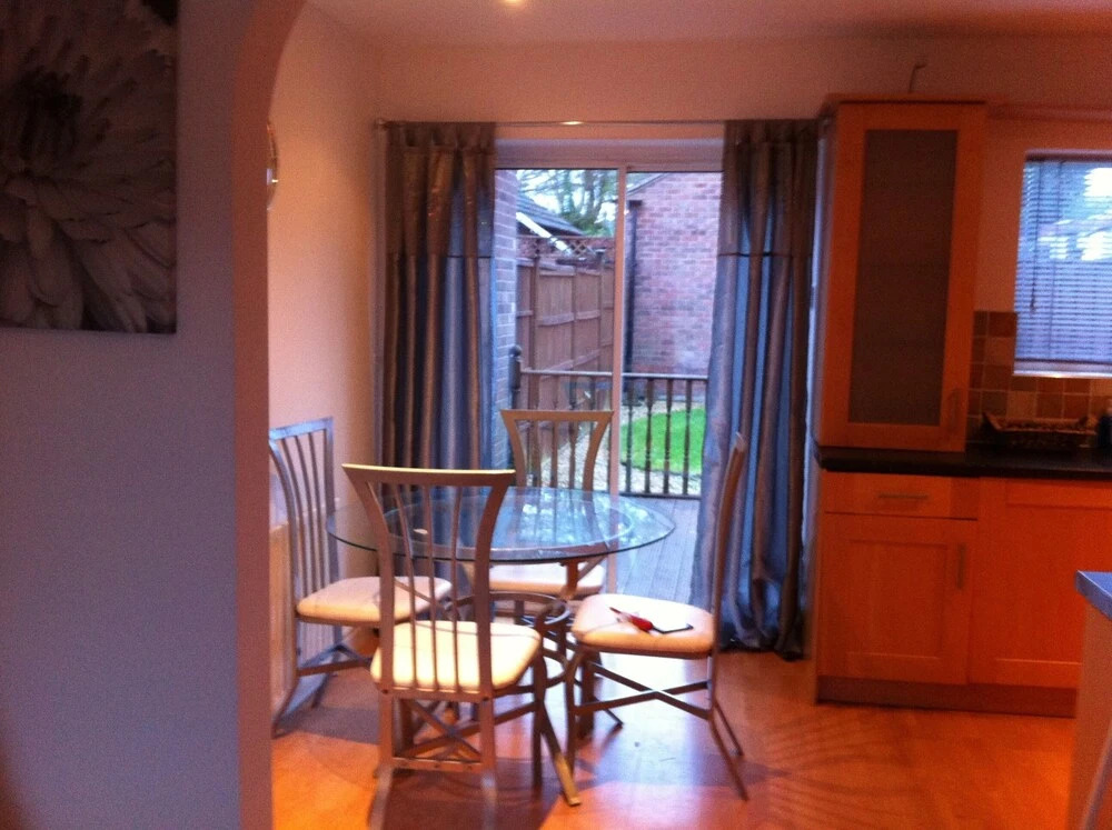 Éire House - Comfortable Coventry Home