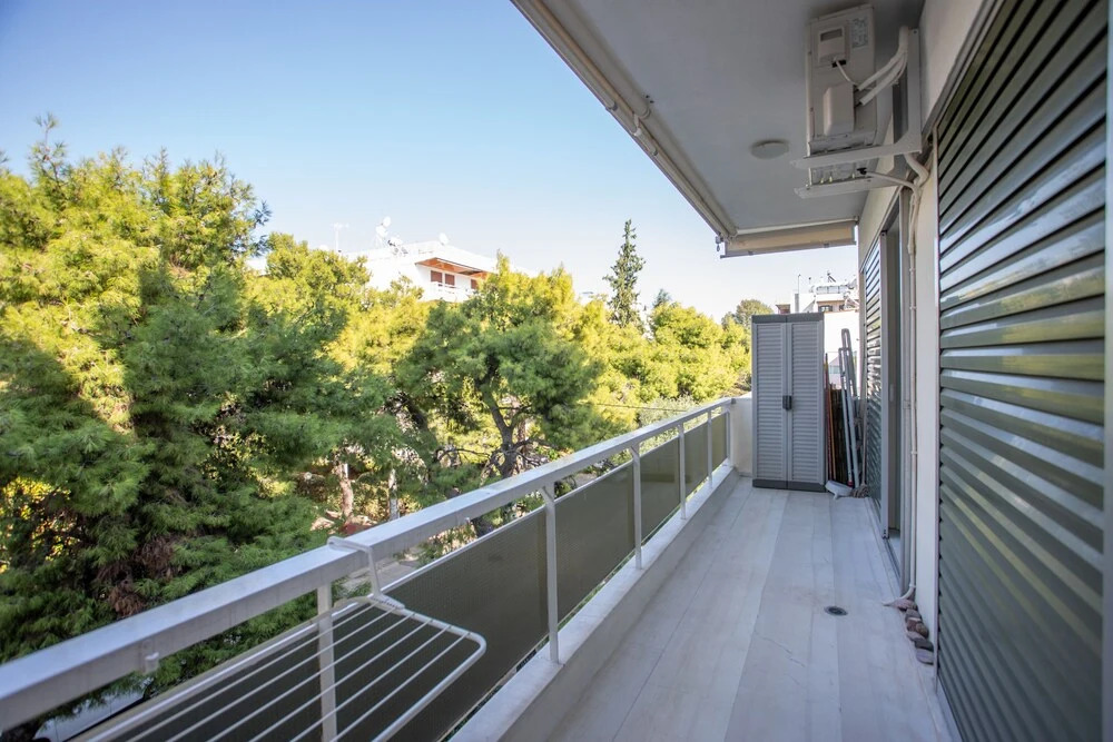 Beautiful 3rd floor flat