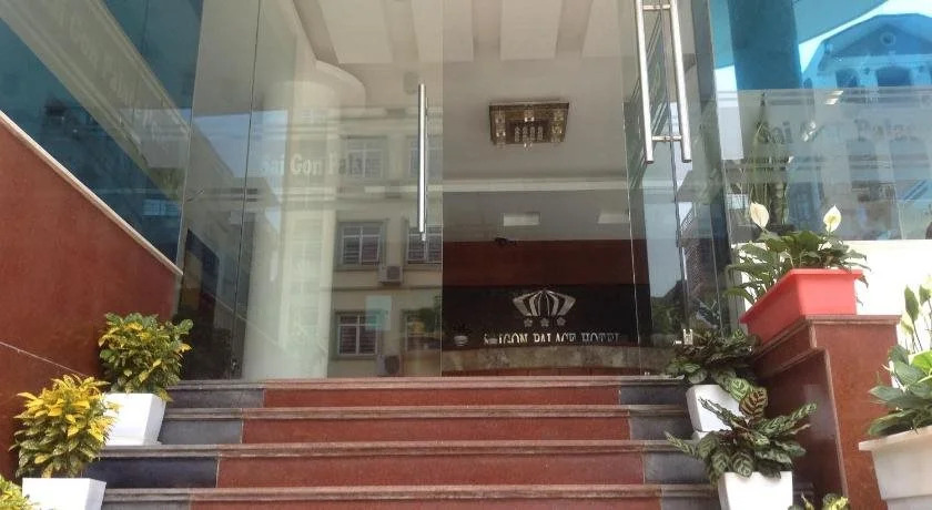 Saigon Palace by OYO Rooms
