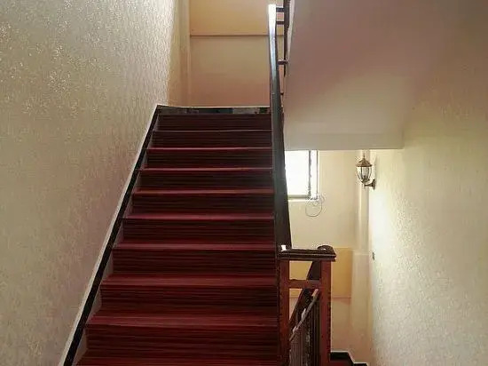 Baihai Business Hotel
