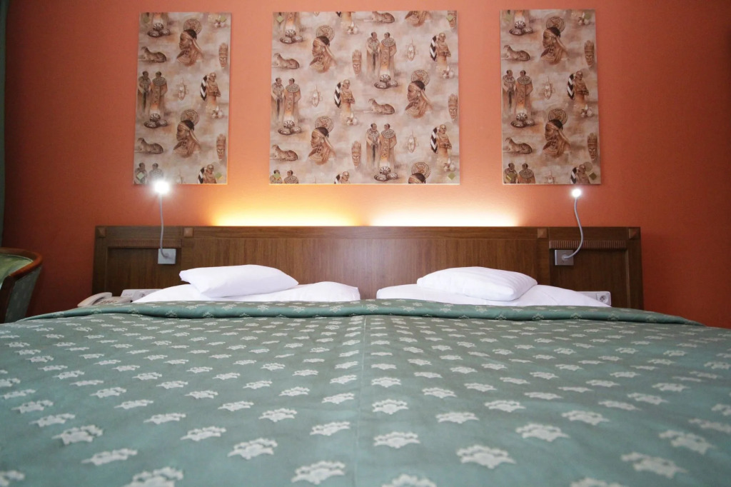 Hotel Max Inn