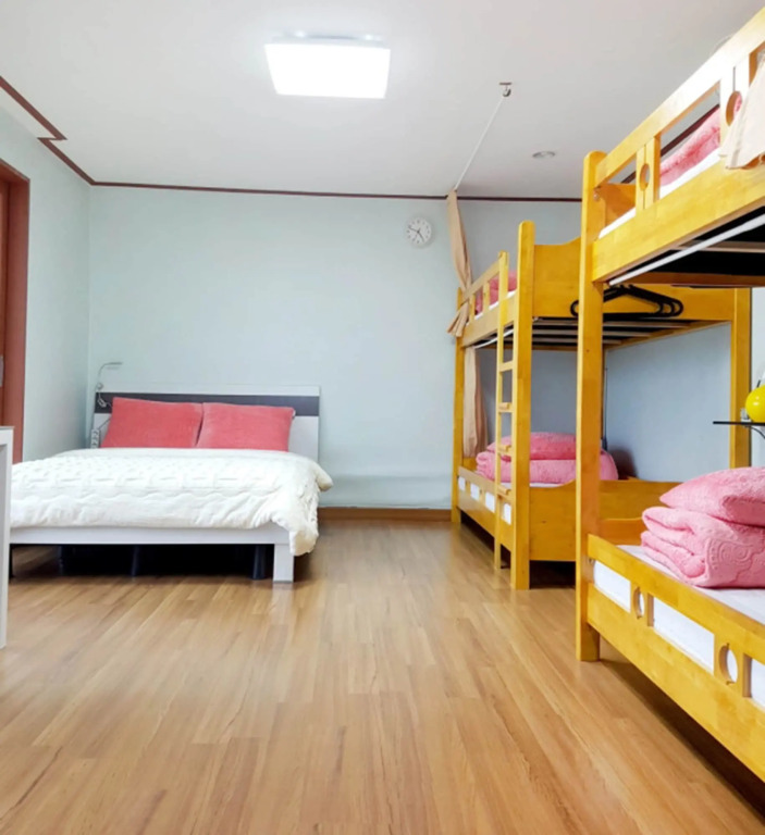 Long Island Guesthouse