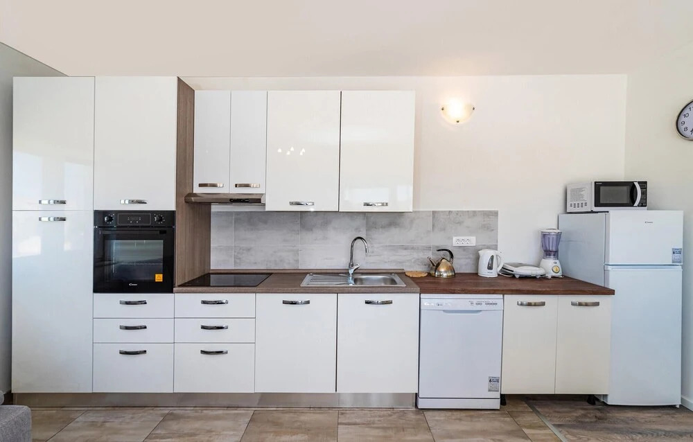 Stunning Home in Ljubac With Wifi and 2 Bedrooms