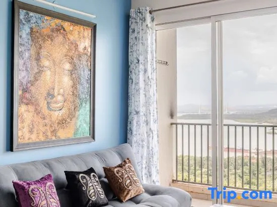 Sealavie Riverfront Stay with Private Viewpoint