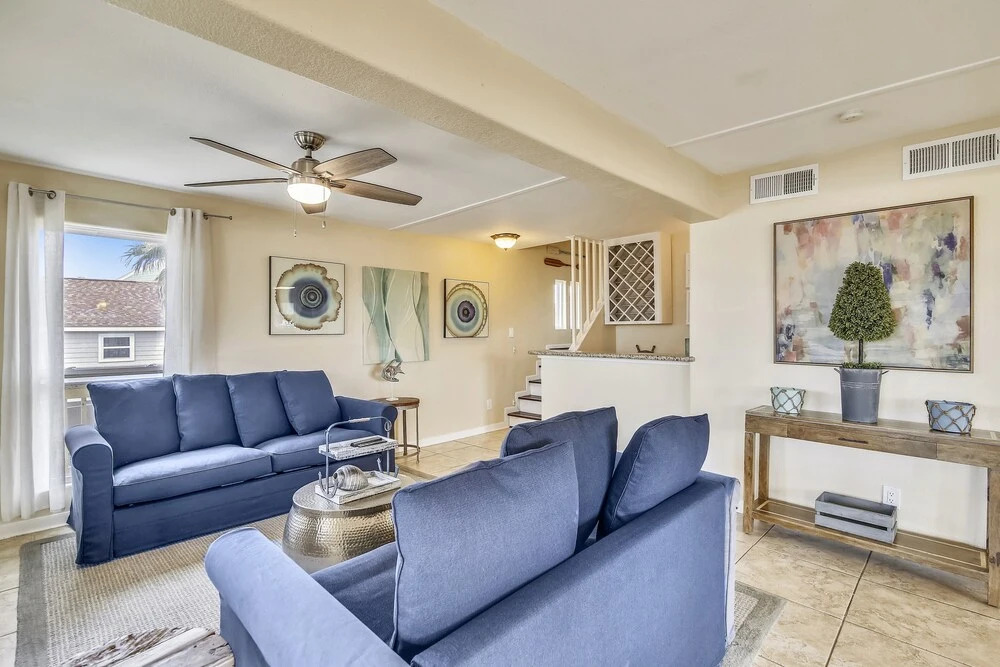 Reel Me In - As Seen On Tv! 5 Bedroom Home