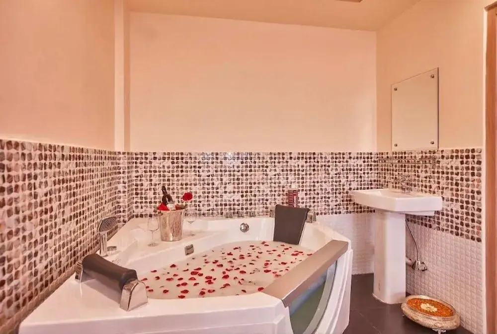 The Samrat Palace - Luxury Hotel in Kathmandu