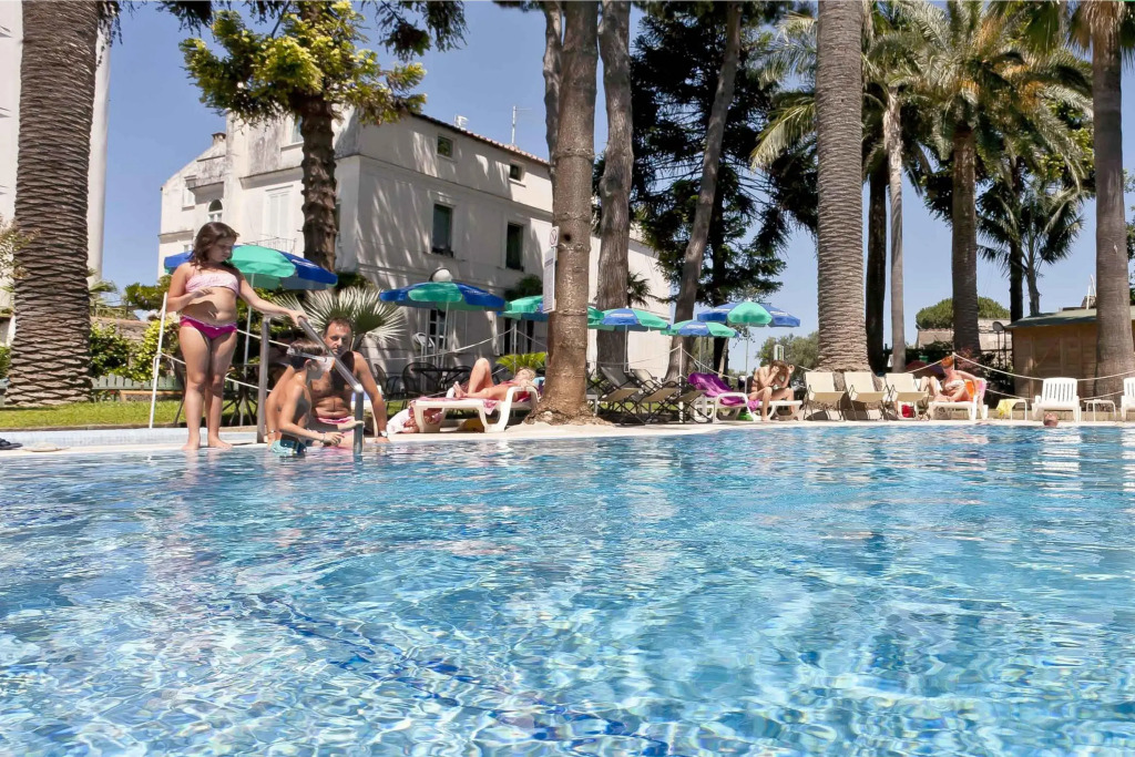 Hotel Eden