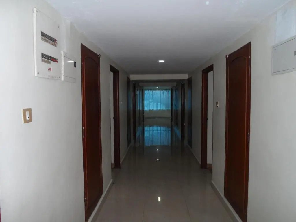Hotel PLR Grand