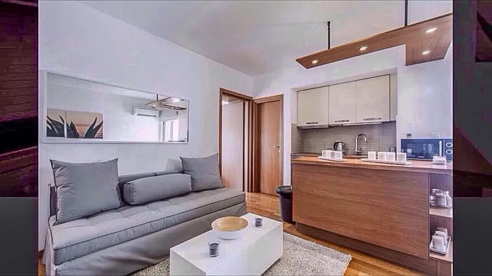 Modern & Lovely Athenian Riviera Apartment with FREE PARKING!