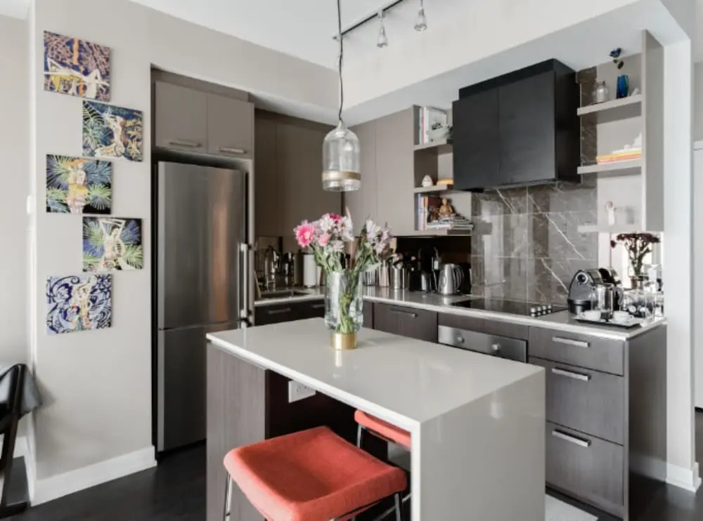 Toronto Sophisticated Studio