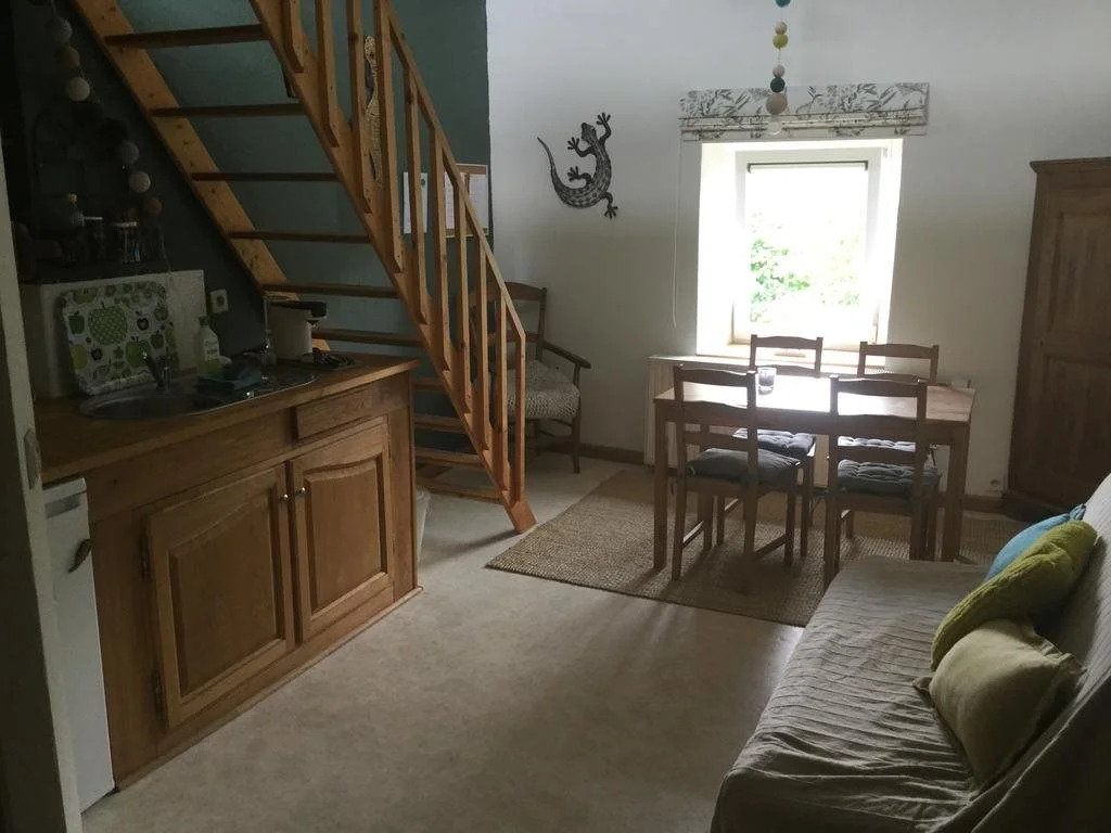 Celinies Guest House