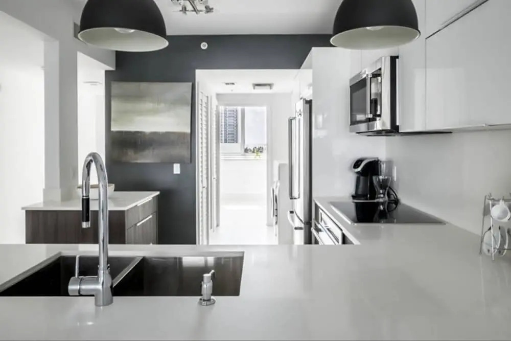 Le Marina Bay 810 by Go Florida Condo, Sunny Isles