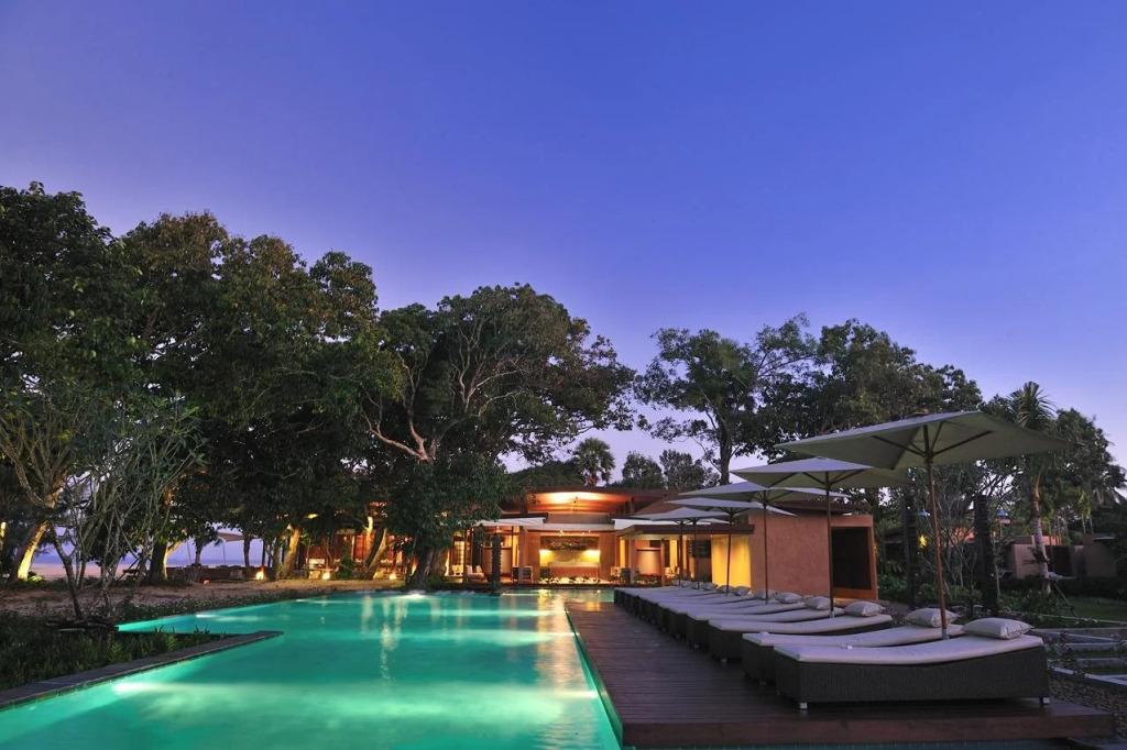 Wanakarn Beach Resort & Spa