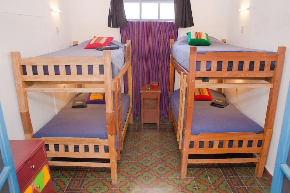 Casa Blanca Hostel