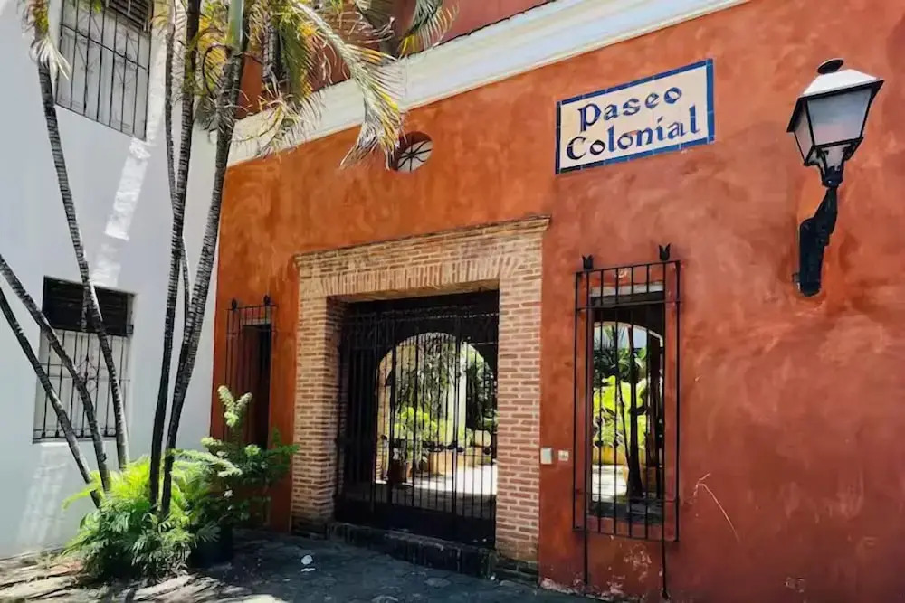 Paseo Colonial - Sanctuary 2