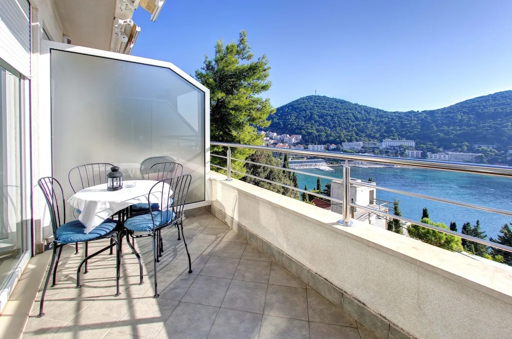 Villa Katarina 2nd Floor Apartments