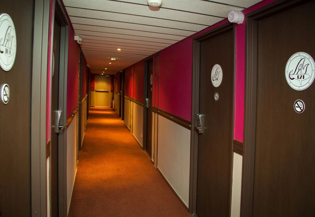B&B HOTEL Pau Zénith