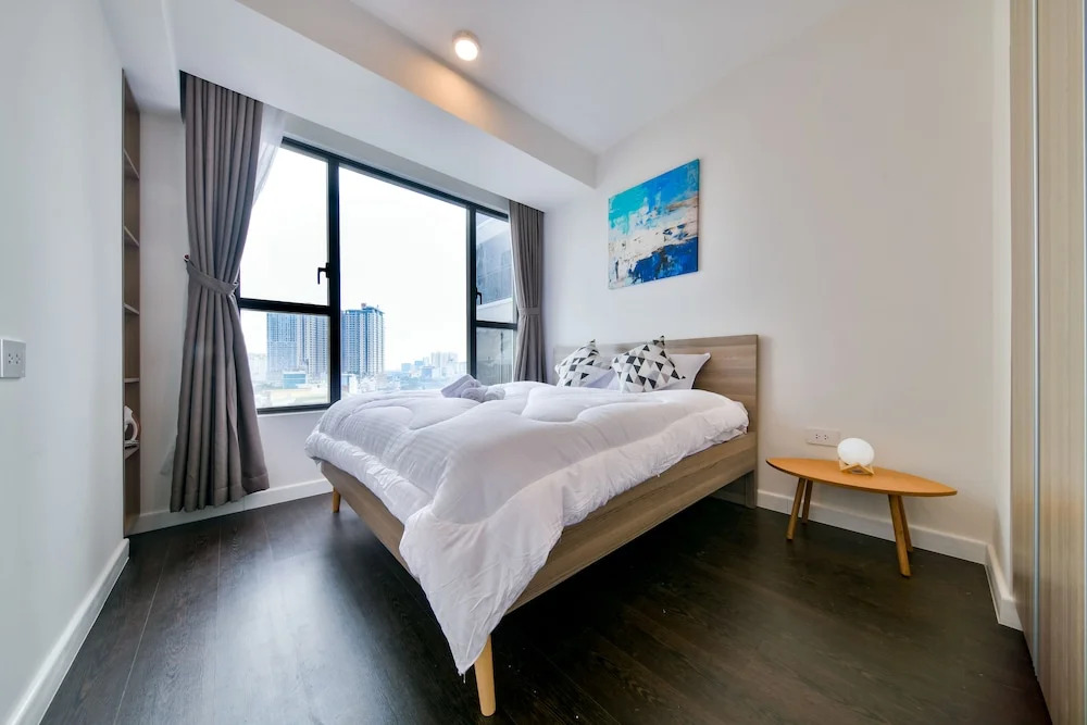 New Tresor River and City View Apartment