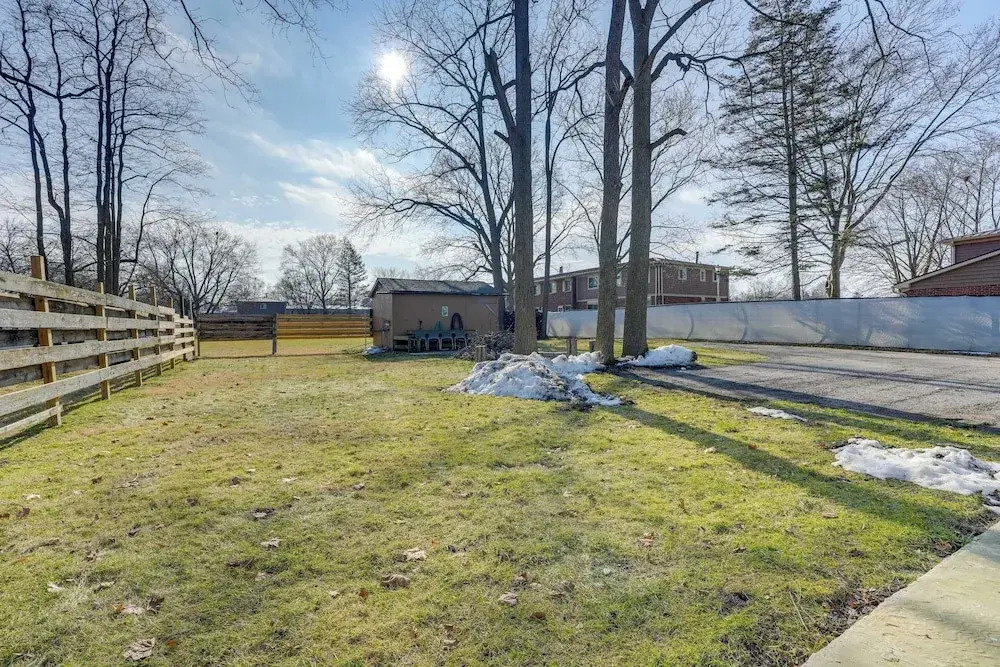 Kalamazoo Vacation Rental Near Golf & Parks!