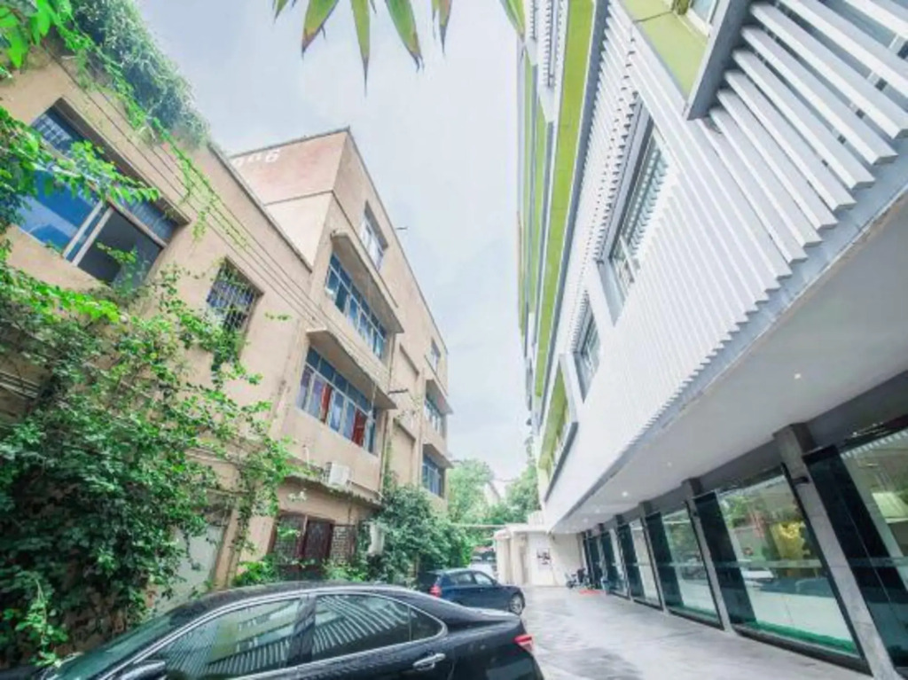 Chengdu Shuangjin Art Hotel