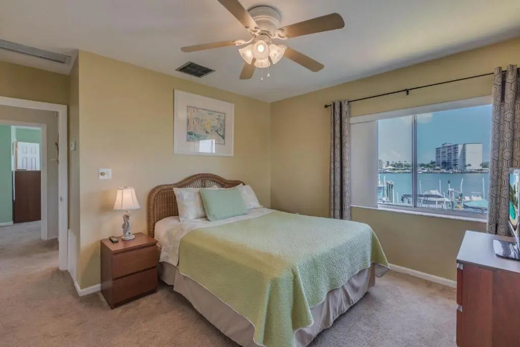 Five Palms Suite 105 - Daily - Weekly - Monthly