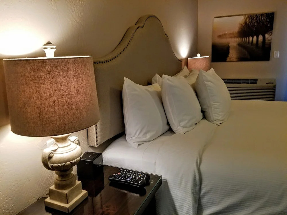 Resort at Eagle Point Golf Club Lodging