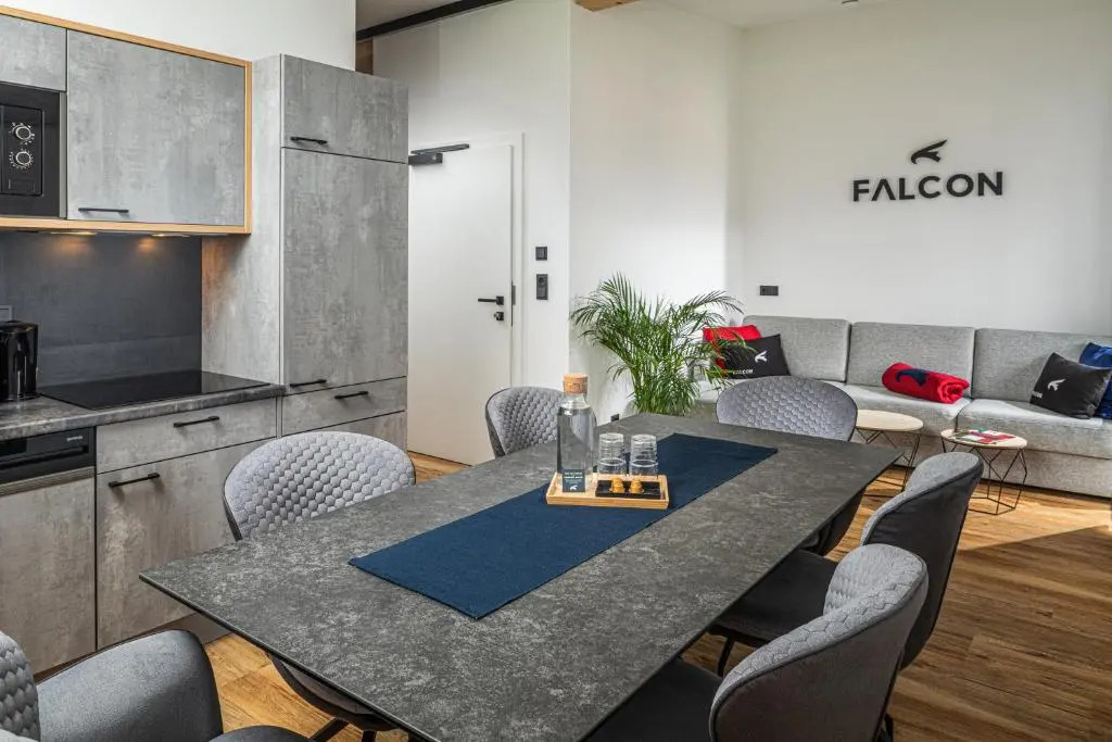 Falcon Suites Kaprun - Summercard included