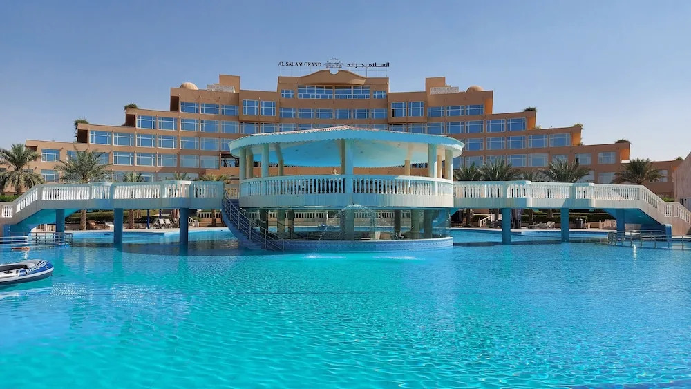 Al Salam Grand Hotel & Resort